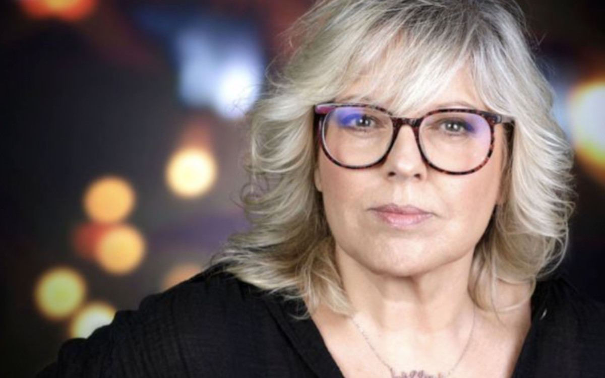  Laurence Boccolini « Si seule face à la maladie ! » 