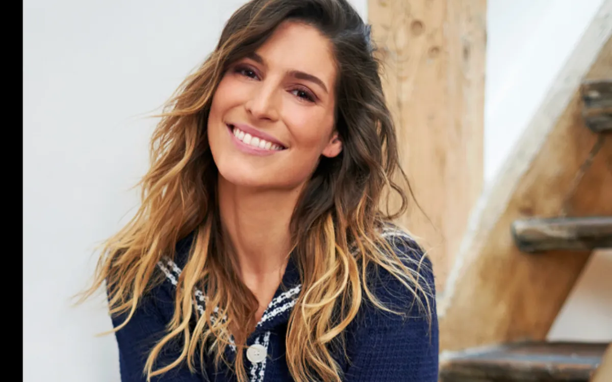  Laury Thilleman et Paul Mirabel, le couple que personne n'attendait ! 