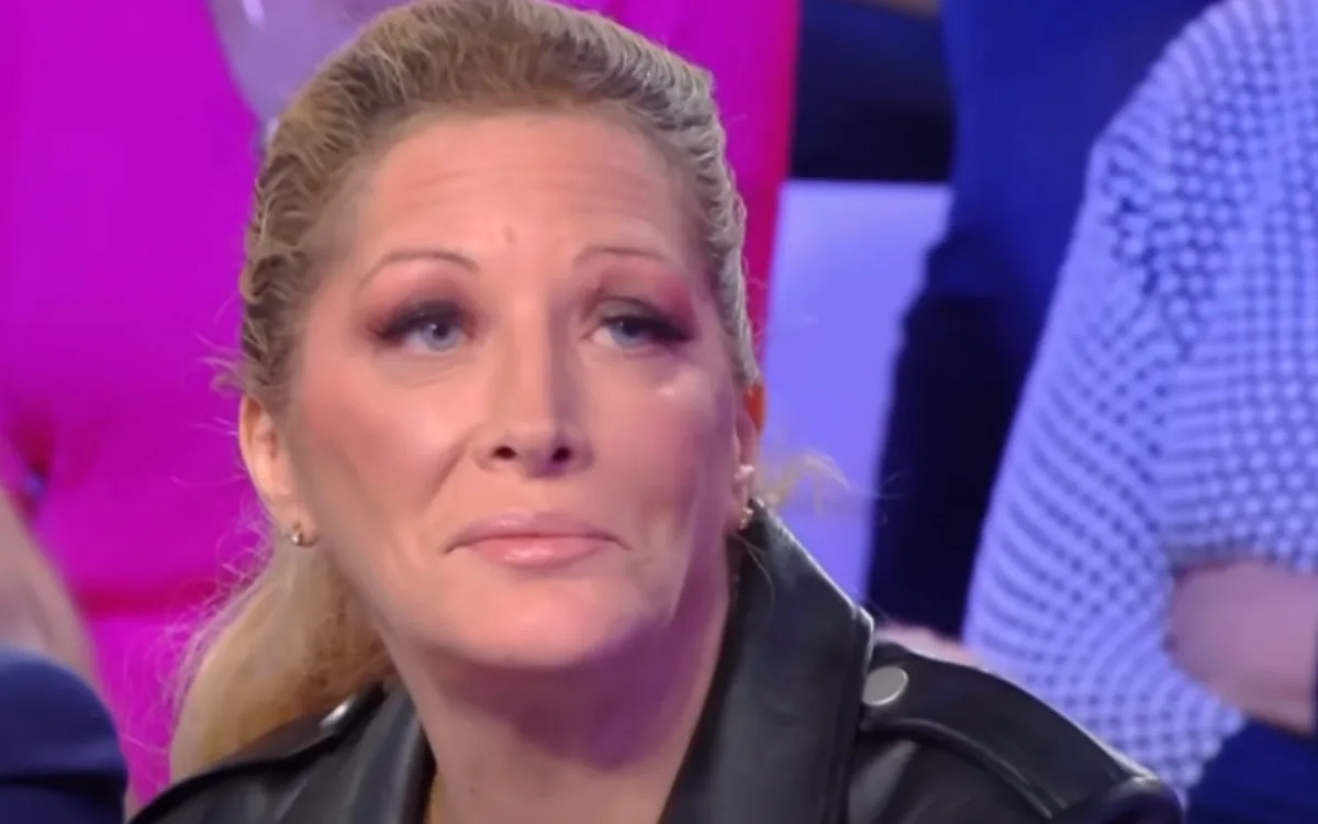 Loana, l'inquiétude des fans à la cathédrale : pourquoi sa famille a-t-elle déserté les obsèques ?