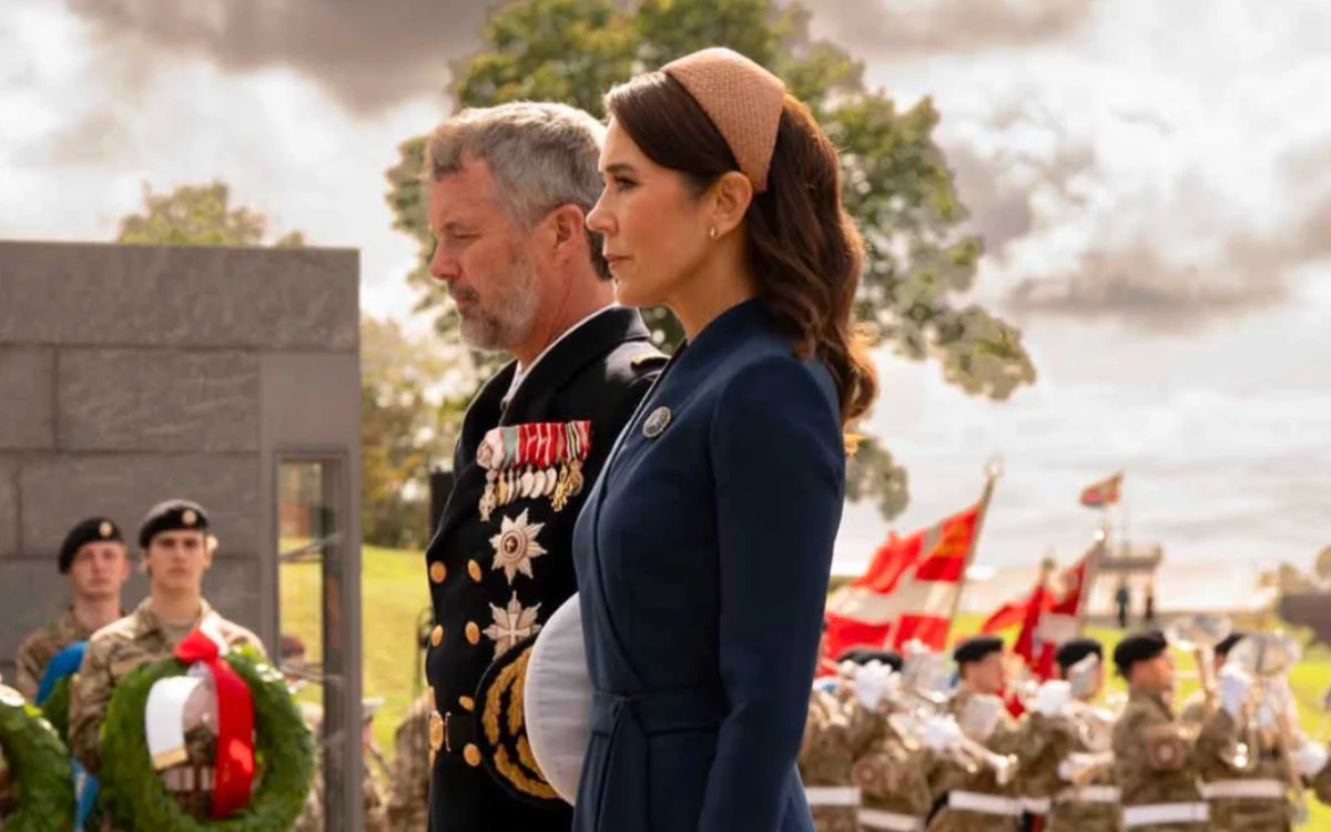 Mary et Frederik : trois arrestations pendant leur grande journée militaire à Copenhague