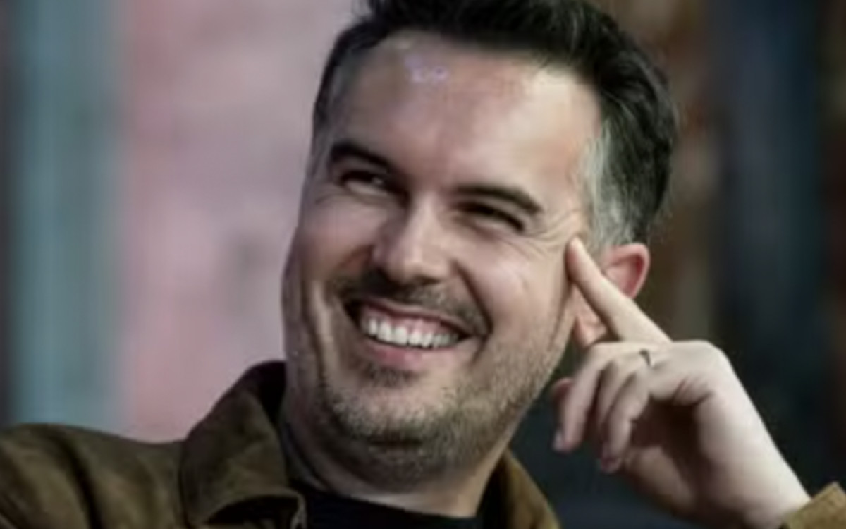 Maxime Chattam : Le grand ménage après sa rupture avec Faustine Bollaert !