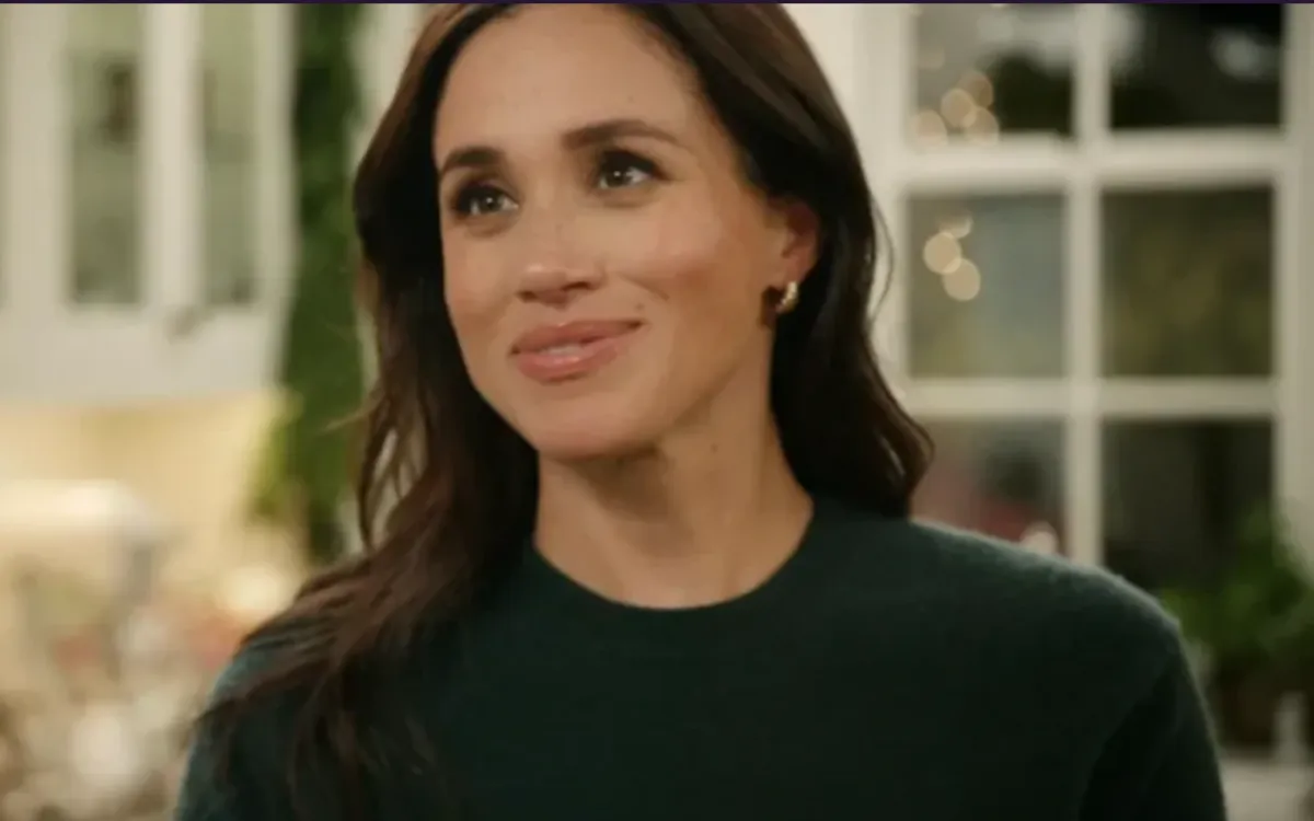 Meghan Markle réapparaît en solo à Los Angeles sans sa bague de fiançailles