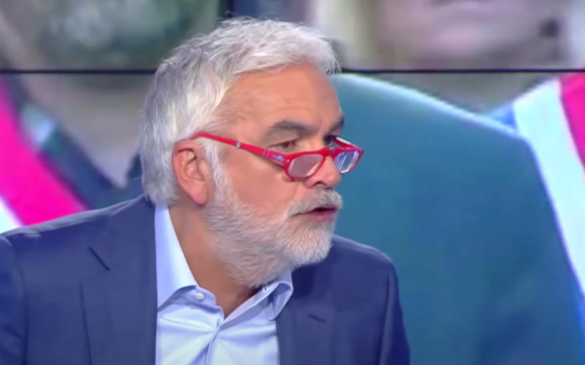 Pascal Praud : malaise au FC Nantes, il reconnaît une erreur professionnelle
