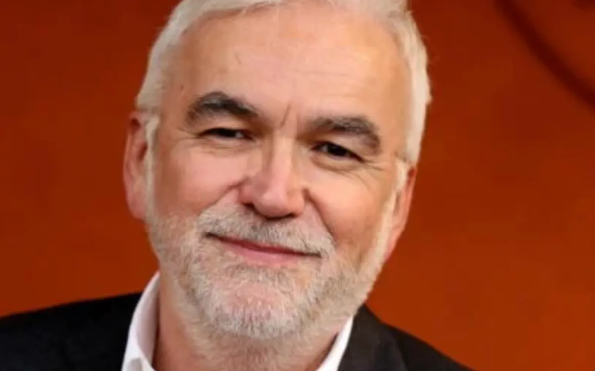 Pascal Praud : Michel Denisot l'a connu bien avant CNews, ce que le succès a changé chez lui