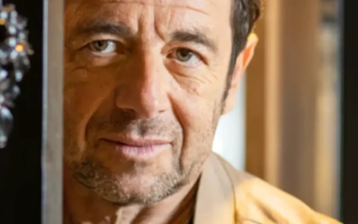 Patrick Bruel se réfugie dans la prière et la thérapie après les accusations de viol