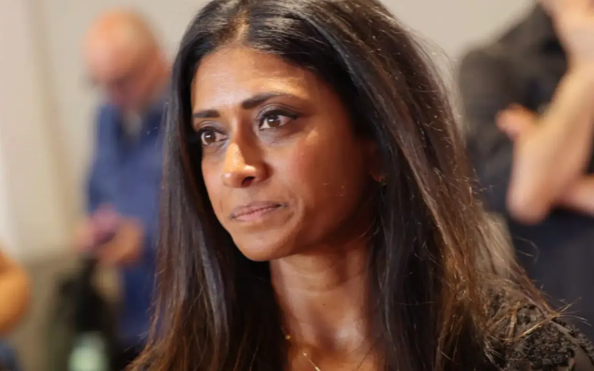Prisca Thévenot au cœur d'une accusation visant Macron : ce qu'elle aurait entendu de l'Élysée