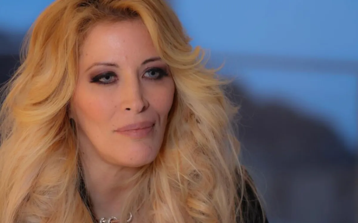 « Relation toxique », « menaces de mort », la compagne de Loana dit tout