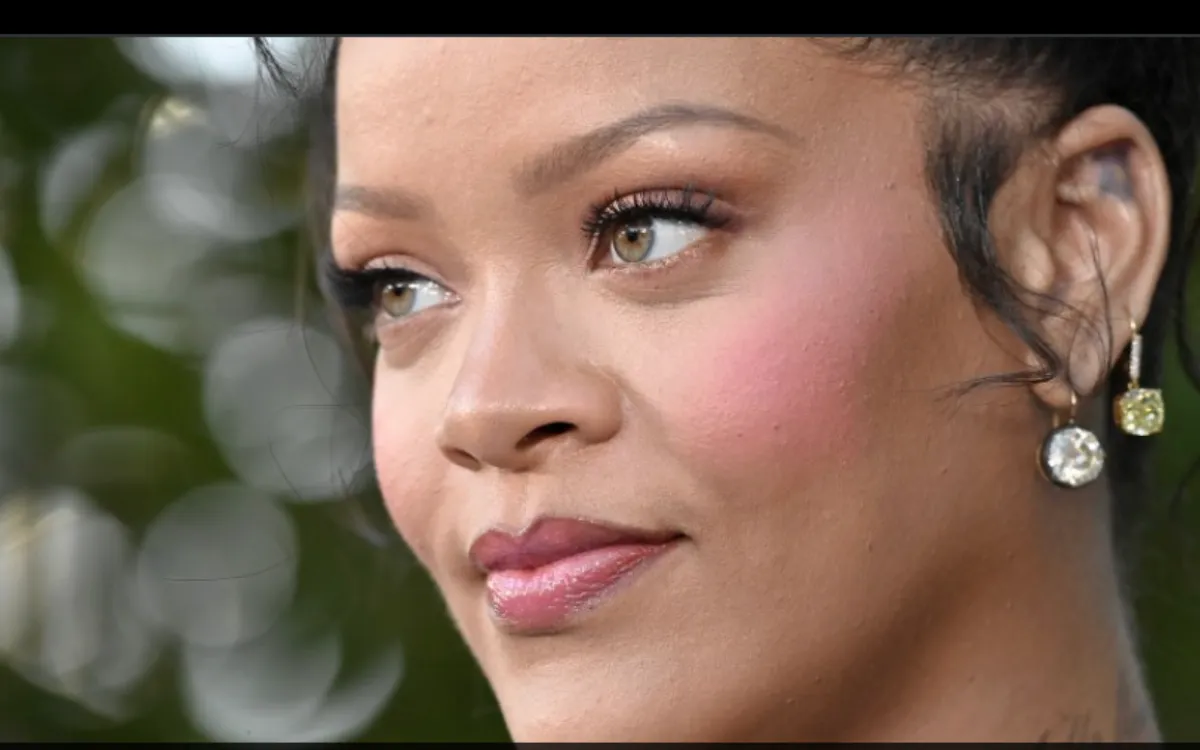 Rihanna : sa propriété de Beverly Hills visée par des tirs