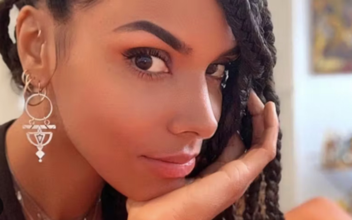 Shy'm face à un « déchirement », elle culpabilise de laisser son fils Tahoma !