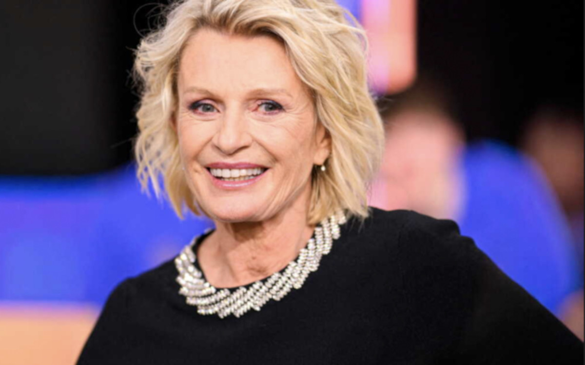Sophie Davant rassure après sa lourde chute au Téléthon