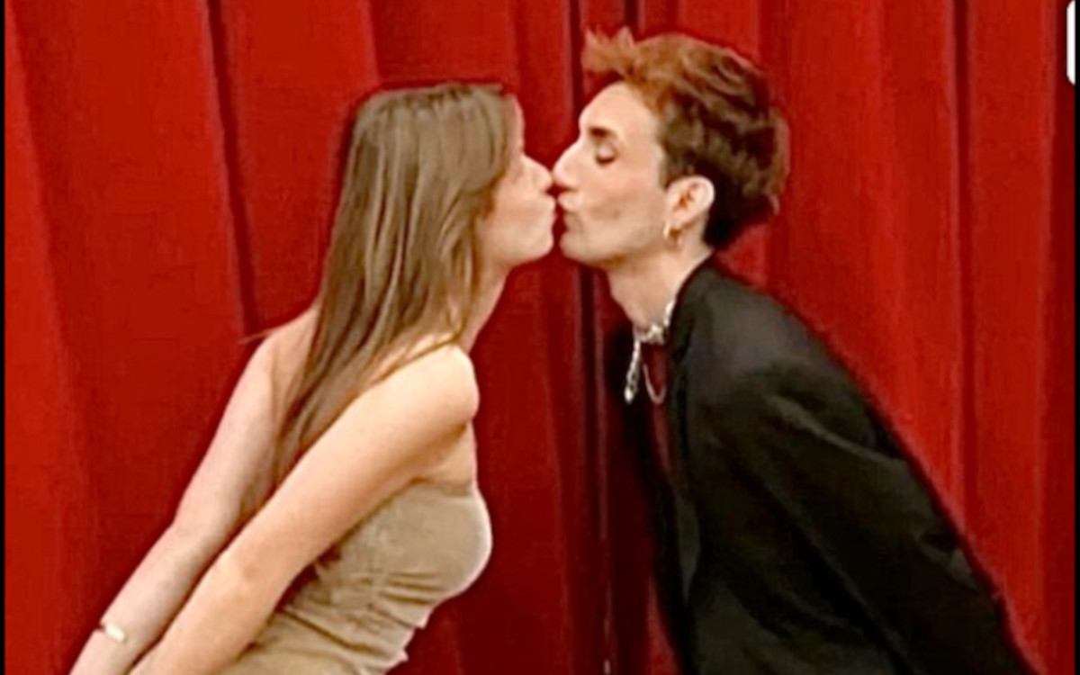 Star Academy : Anouk et Victor succombent au secret beauté d'Alexandra de Hanovre 