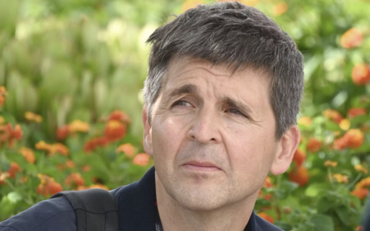Thomas Sotto hospitalisé : le clin d'œil piquant d'Anne-Sophie Lapix 