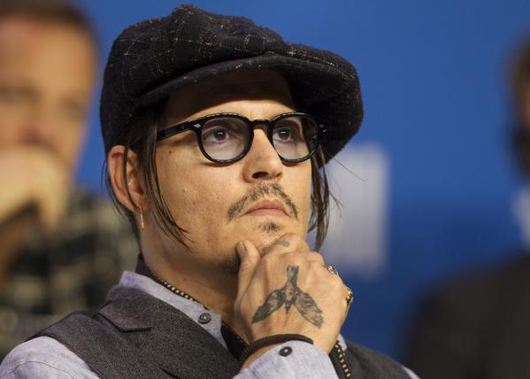 Johnny Depp « marqué au couteau » après sa rupture avec Vanessa Paradis