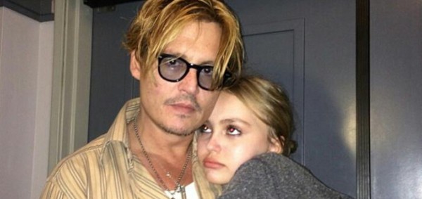 Lily-Rose, la fille de Vanessa Paradis, bientôt égérie de Chanel ? (photos)
