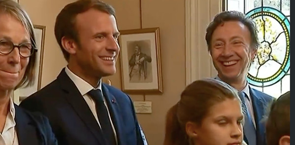 Stéphane Bern et Emmanuel Macron sur les traces de Monte Cristo (vidéo)