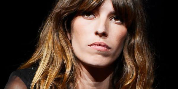 Lou Doillon sur la mort de sa soeur Kate Barry : « une tempête dont on ne se remettra sans doute jamais »