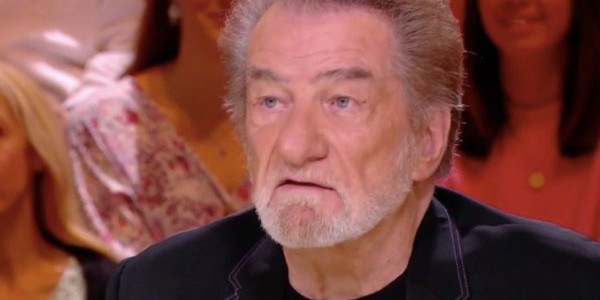 Eddy Mitchell sous le choc de sa visite à Johnny Hally­day