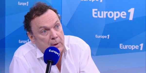 Invité d'Europe 1, Julien Lepers s'agace d'être interrogé sur « Questions pour un champion ».