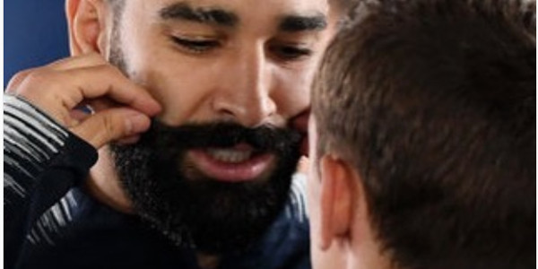 La moustache d'Adil Rami est le porte-bonheur des bleus pour la finale (photo)