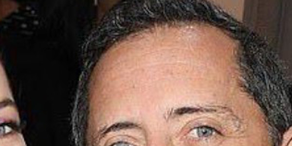 Gad Elmaleh "évité" par Charlotte Casiraghi à Paris, sourire retrouvé avec une bombe (photo)