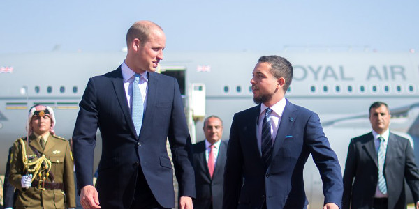 Le prince William accueilli en Jordanie par le prince héritier Al Hussein bin Abdullah (photo)