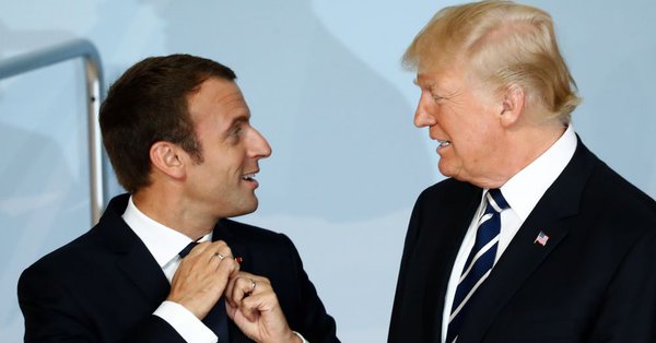 Donald Trump sur Emmanuel Macron « il adore me prendre la main »