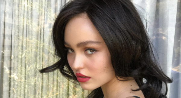 Lily-Rose Depp, la fille de Vanessa Paradis, change de tête (photo)