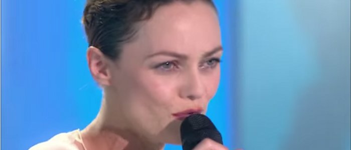 Vanessa Paradis, sa vraie histoire chez Nikos Aliagas