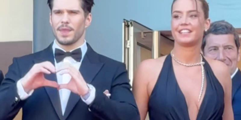 François Civil et Adèle Exarchopoulos : amour et soleil à Capri !