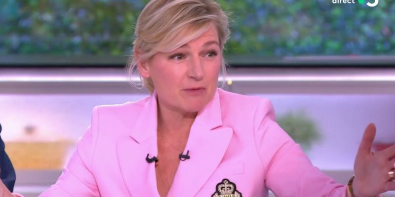 Aurélie Casse séduit en remplaçant Anne-Élisabeth Lemoine sur C à Vous