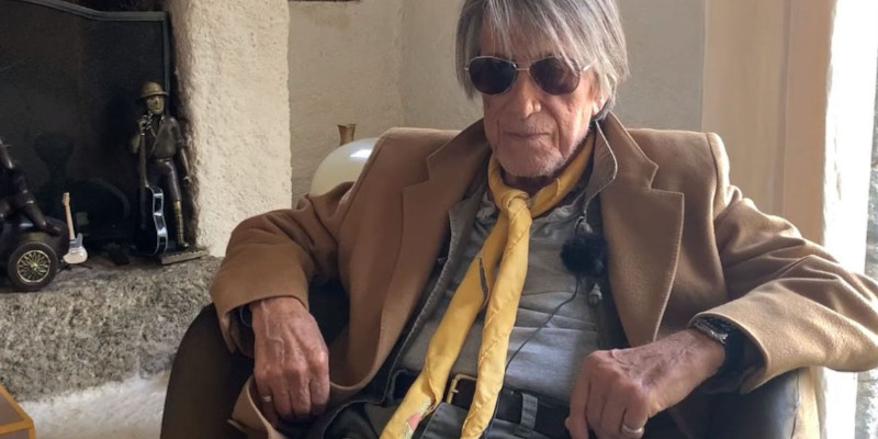 Jacques Dutronc hébergé par son fils !
