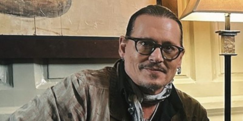 Johnny Depp : « On m'a poignardé dans le dos »
