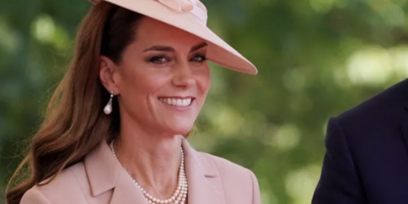 Kate Middleton : Son look est une déclaration d'amour à la France !