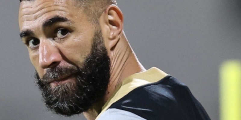 Lyna Khoudri, Benzema, romance en carton pour la promo ?