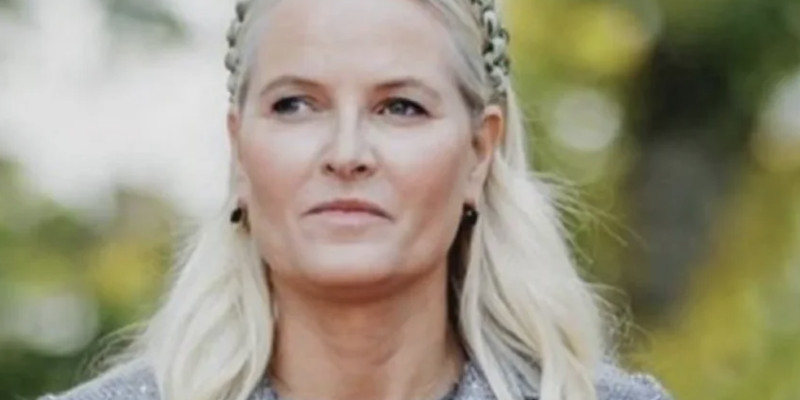 Mette-Marit de Norvège interrompt sa rééducation pour un événement public