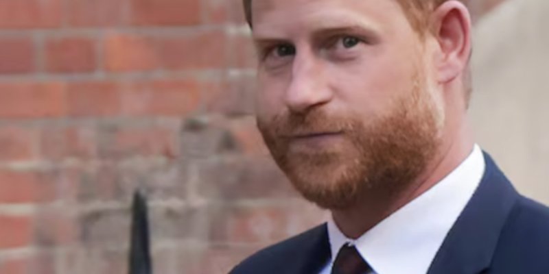 Prince Harry erre dans les rues de Londres 