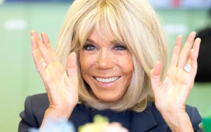 Brigitte Macron, une nouvelle vie en solo