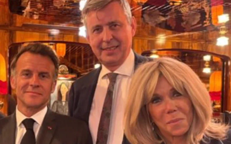 Brigitte Macron : en plein restaurant, une rencontre inattendue crée la surprise